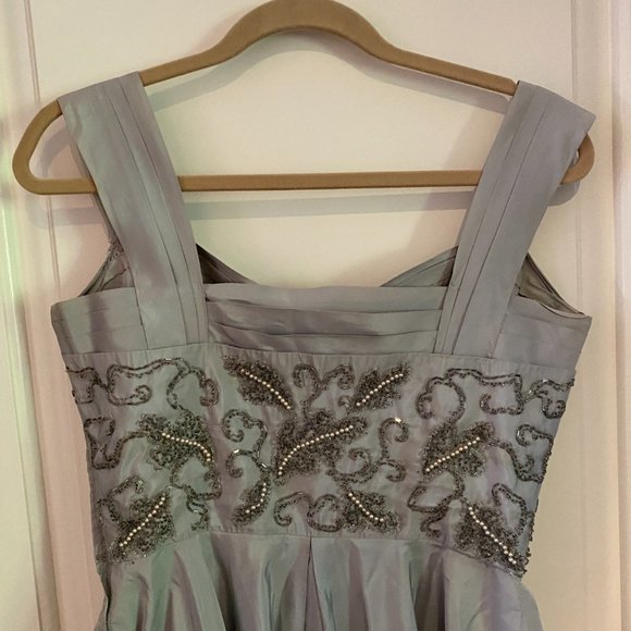 VINTAGE EVENING DRESS - Beaded Embroidery - Picture 6 of 7